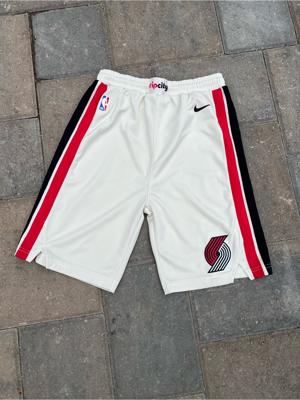 Nike Portland Trail Blazers 2019/20 City Edition Swingman Shorts youth L